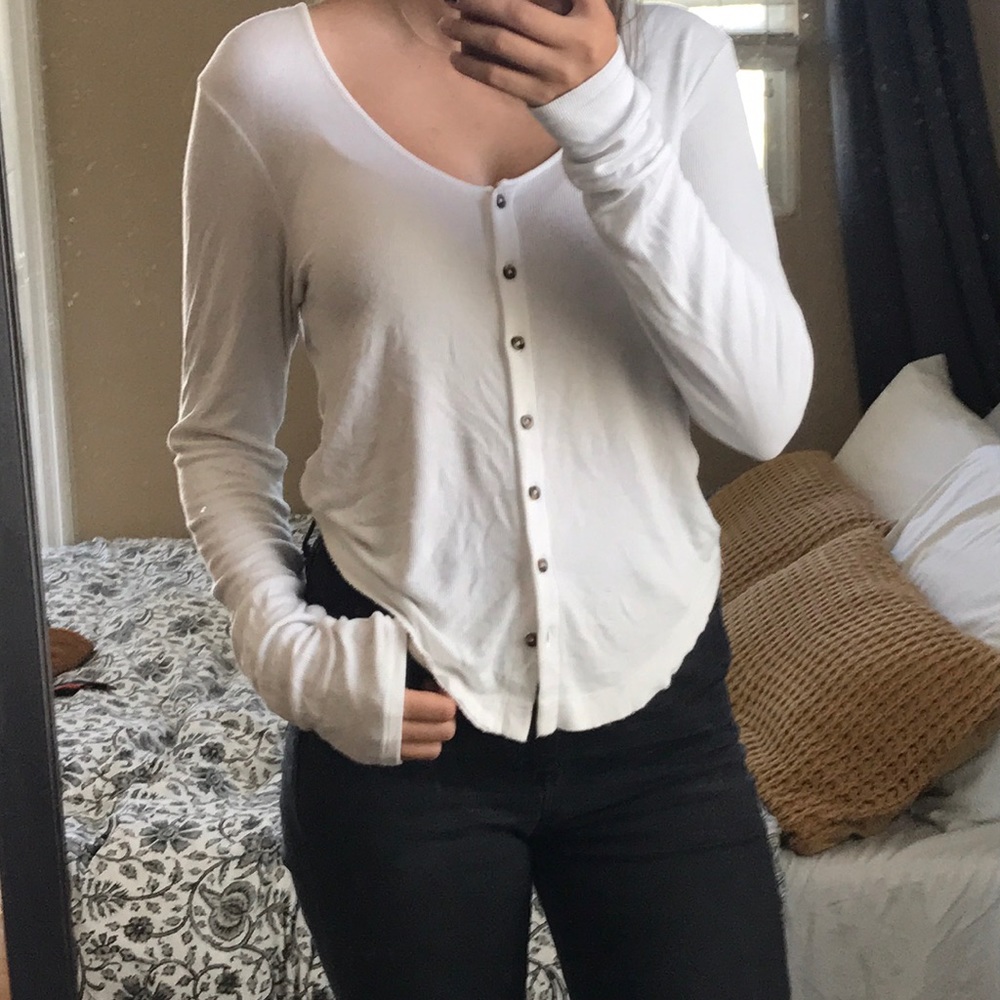 White urban outfitters knit T-shirt.